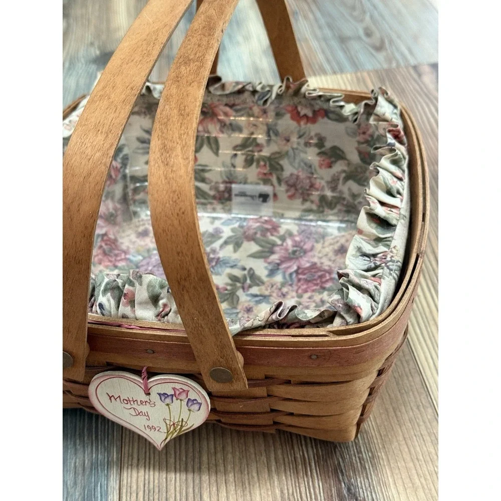 Vintage 1992 Mothers Day Longaberger Fabric, Plastic/Wood 12.25